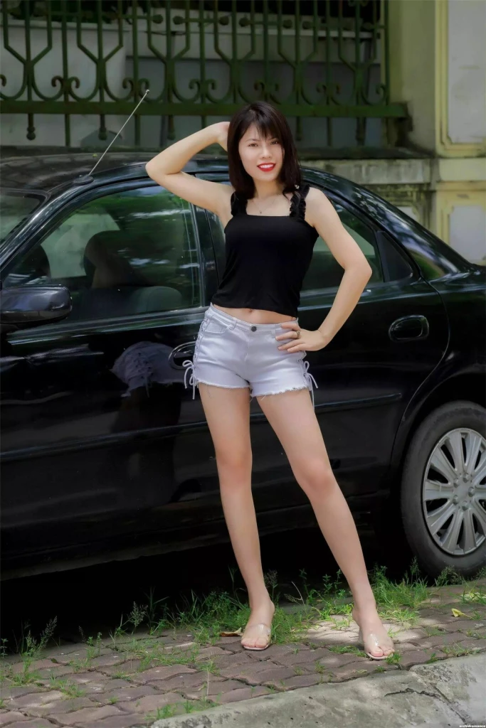 Blen Thuy Profile image 2